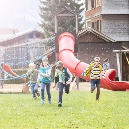 Familienhotel Adler 3* Lingenau