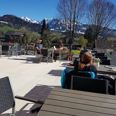 Familienhotel Adler 3*