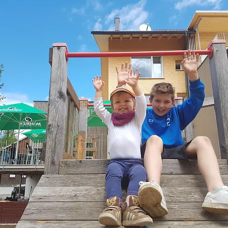 Familienhotel Adler Hotel Lingenau