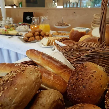 Familienhotel Adler Hotel Lingenau