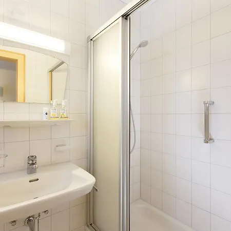 Familienhotel Adler 3*